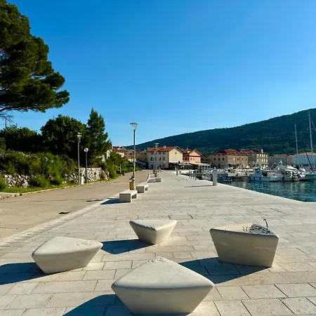 Waterfront Stone House On The Lungomare Promenade 6 Διαμέρισμα Cres