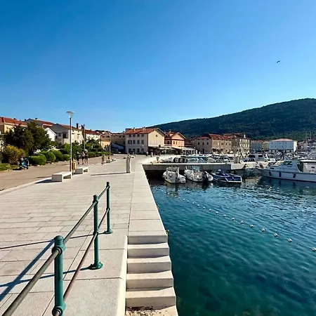 Waterfront Stone House On The Lungomare Promenade 6 Διαμέρισμα Cres