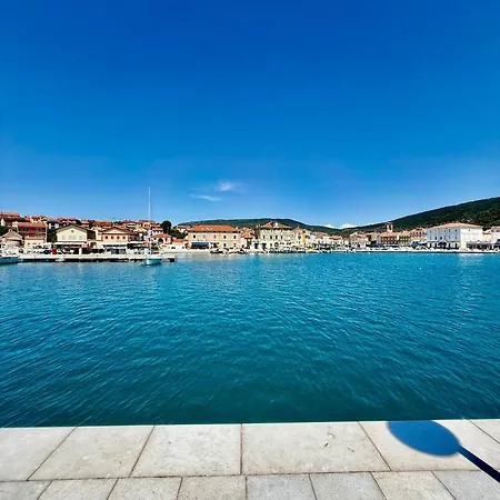 Waterfront Stone House On The Lungomare Promenade 6